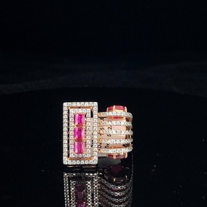 Lujoso anillo de declaración chapado en oro rosa para mujer, elegante joyería de compromiso de cóctel, diseño intrincado, Diamante de rubí de moissanita - Product Image 2