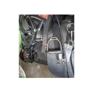 Ensemble de selle et de bride de dressage anglais noir en cuir DD de qualité supérieure véritable de haute qualité avec fabricants de raccords à toucher élevé - Product Image 3