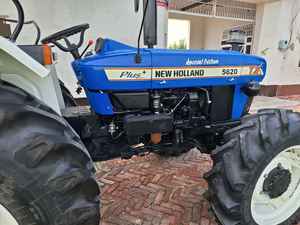 2022 utilizado para tractor 5620 4WD 55HP con engranaje central y caja de cambios de componentes del motor - Product Image 5