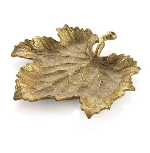 Hot Selling Eco-Friendly <b>Leaf</b> Bowl Lightweight Golden Finished Aluminum <b>Leaf</b> Bowl Tabletop Home Hotel Decorative Bowl Wholesale - Product Image 1