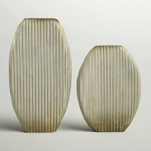 Vases en métal de luxe, élégants, argentés, décoration d'intérieur contemporaine avec une forme ovale unique et un design côtelé saisissant, fabriqués en bois - Product Image 3