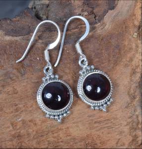 Pendientes Largos de Plata de Ley 925 con Piedras Preciosas, Diseño Bohemio, Hechos a Mano, con Granate, para Bodas y Eventos Especiales para Mujer - Product Image 5