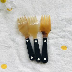 Ensemble de couteaux en corne, couverts de haute qualité, vaisselle, ustensiles, logo personnalisé, nouvel article, fabriqué par VITRAPRO - Product Image 6