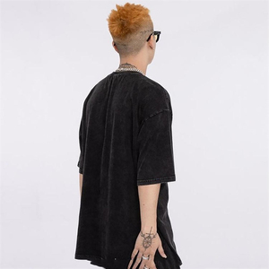 Venta al por mayor 100% poliéster hombres camisetas logotipo personalizado impreso en blanco camiseta patrón sólido para los hombres - Product Image 4