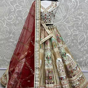 Designer Perfect Bridal Wear Lehenga Choli Avec Deux Dupatta - Product Image 1