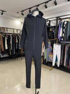 Conjunto de ropa deportiva personalizada cortavientos de alta calidad para hombre, ropa deportiva en blanco, chándales deportivos de nailon para correr - Product Image 2