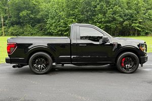 สภาพดีเยี่ยม รถฟอร์ด F150 ปี 2025 มือสอง - Product Image 5