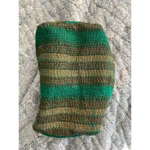 Vintage Emerald Kantha Embroidered <b>Cosmetic</b> Pouch Zipper Closure Makeup <b>Organizer</b> Bag for Storage - Product Image 2