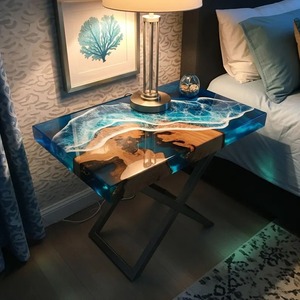 Table de chevet personnalisée en résine époxy bleue inspirée de l'océan Dessus Table d'arts faite à la main solide naturel - Product Image 2