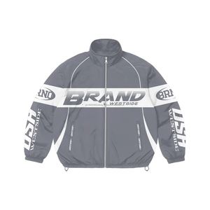 ชุดเซ็ตเสื้อแจ็คเก็ตและกางเกงขาสั้นไนลอน 2 ชิ้นสำหรับผู้ชาย รุ่นคัสตอมซัมเมอร์ คุณภาพสูง ชุดวอร์มกันลม เสื้อฮู้ดดี้สตรีทแวร์และกางเกงขาสั้นแบบ OEM - Product Image 6