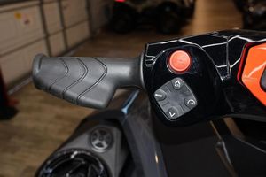 Jet ski 2025 RXT-X 325, moteur 4 temps, matériau EVA, vert Manta, >300 ch, 3 places, DIY, ODM industriel, garantie 3 ans - Product Image 2