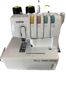 เครื่องเย็บผ้า MERIT Sourcing Brothers รุ่น Coverstitch Serger 2340CV โครงโลหะแข็งแรง ความเร็ว 1100 ตะเข็บต่อนาที พร้อมอุปกรณ์ตัดเศษผ้า - Product Image 3