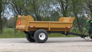 Remolques agrícolas de descarga con ángulo de descarga de 50 grados (proporciona una distancia libre de 3 metros de altura al inclinarse completamente) y capacidad de descarga de 8,000 lb (4 toneladas) en venta - Product Image 5