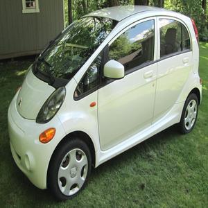 MIT SUBI SHI I-MIEV ES d'occasion 2012, conduite à gauche/droite - Product Image 1