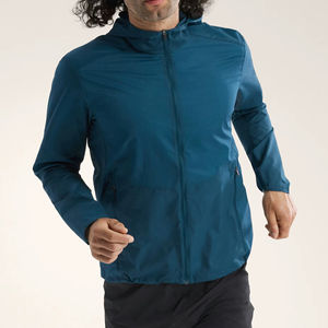 Veste coupe-vent tendance à capuche imperméable à fermeture éclair pour homme, tissu doux et chaud, coupe moderne, vêtements de voyage coupe-vent - Product Image 1