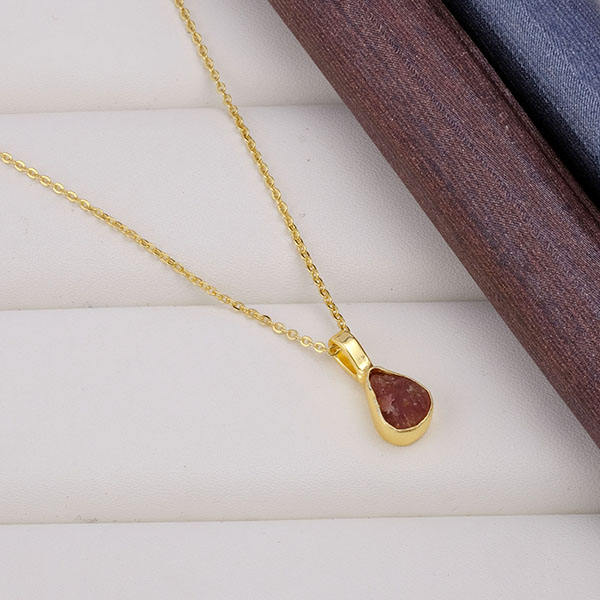 สตรอเบอร์รี่ควอตซ์