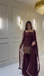 Conjunto de Shalwar Kameez de Seda Kota con Bordado y Estampado a Mano, para Fiestas, Estilo Casual para Mujer - Product Image 2