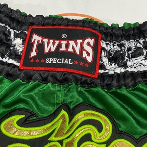 Shorts de Muay Thai professionnels avec logo brodé, dernier design, logo de marque personnalisé imprimé, shorts d'entraînement de kickboxing, MMA - Product Image 4