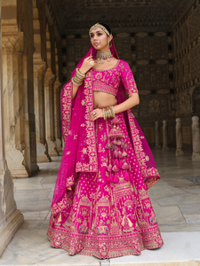 Lehenga Choli de Seda Real Premium para Novia con Bordado Intenso, Estilo Moderno hasta el Suelo y Dos Dupattas para el Día de la Boda - Product Image 4