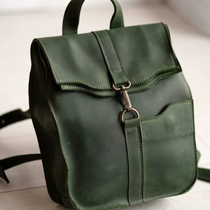 Classic Leather <b>Backpack</b> Bag <b>Secure</b> Spacious Wholesale Price Classic Handcrafted Business Factory Direct Bulk Discounts trending - Product Image 1