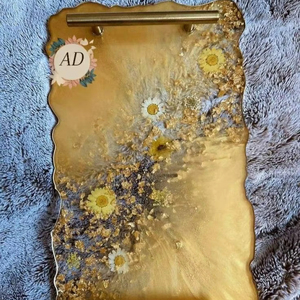 Plateau en résine rectangulaire moderne de haute qualité écologique jetable élégant fait à la main décoratif en métal plateaux de service décor à la maison - Product Image 1