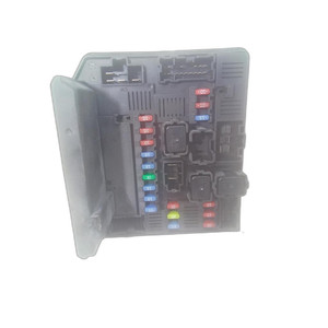 NISSAN Qashqai +2 (J10) BOÎTE À FUSIBLES 284B7JD00B M9R diesel 1995 (07>18) - Product Image 1