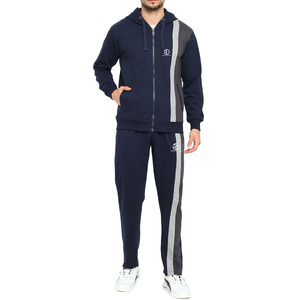 Ropa deportiva de diferentes colores, logotipo personalizado, impresión para hombres, MOQ bajo, último estilo, chándales transpirables para hombres a la venta - Product Image 1