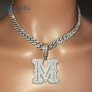 Personalizado 925 de plata 18K chapado en oro helado de espinas Baguette inicial letras colgante Hip Hop joyería - Product Image 3