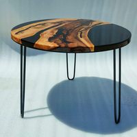 Table en résine et bois massif à la demande avec époxy River Art fait main pour intérieurs de luxe au meilleur prix