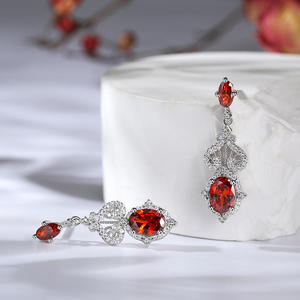 Boucles d'oreilles pendantes en argent sterling de forme ovale Jeulia Eternal Flame - Product Image 5