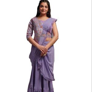 Ropa de fiesta estilo volantes de Bollywood Georgette Crush con Sari de diseñador estampado con blusa de Shree exportaciones indias - Product Image 1