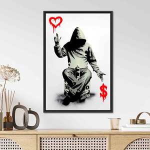 ภาพพิมพ์บนผ้าใบ "Banksy Love Or Money" ศิลปะตกแต่งแนวสตรีทอาร์ต กรอบสีดำ - Product Image 1