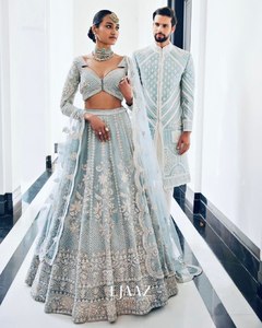 Designer de luxe nuptiale Lehenga Organza doux et lourd avec paillettes de Chine travail et Dupatta assorti pour les célébrations de mariage élégantes - Product Image 4