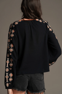 Débardeur ample en coton à manches longues et col en V pour femme, style bohème décontracté, brodé, avec des glands, pour l'été, approvisionnement ODM - Product Image 2