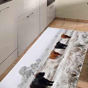 Tapis imprimé : Tapis animal vache des Highlands, Décoration de maison de ferme, Grand tapis de cuisine, Tapis en chenille - Product Image 1