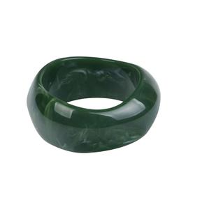 Bracelet de mode en résine d'ange écologique pour femmes fabriqué à la main modèle indien minimal personnalisé motif à la main brin de résine - Product Image 3