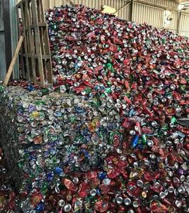 Canette de boisson en aluminium d'occasion de haute qualité ferraille 100% aluminium pressé dans des balles sans contamination - Product Image 3