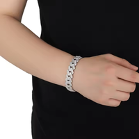 Bracelet à breloques en argent sterling 925 avec diamant moissanite, bijoux élégants faits à la main, cadeau de luxe pour femmes