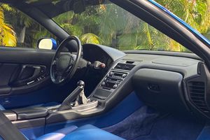 Acura NSX-T 2004 d'occasion en bon état, boîte manuelle 6 vitesses - Product Image 4