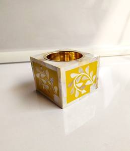 Brûleur de Bakhoor artisanal fait à la main, incrustation de nacre, écologique, 100% naturel, diffuseur d'encens en résine de bois parfumée aux bonbons - Product Image 1