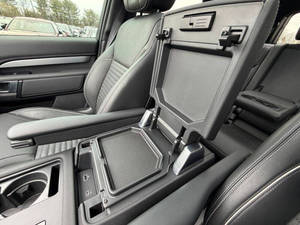 Land Rover P360 Dynamic SE 2024 Usado en Excelentes Condiciones - Product Image 4