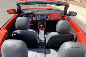 รถมือสองคุณภาพดี ปี 2019 โฟล์คสวาเกน บีเทิล คอนเวอร์ทิเบิล SE - Product Image 4