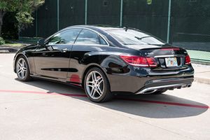 Mercedes-Benz E400 4Matic Coupé d'occasion 2017 - Product Image 3