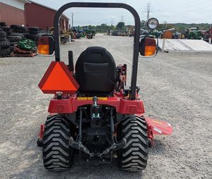 Tondeuse autoportée Massey Ferguson d'occasion avec moteur fiable, système de coupe durable et efficace, et longue durée de vie - Product Image 2