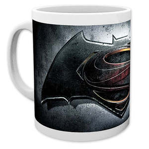 Taza con Logotipo Novedoso de Batman vs Superman para Regalos - Product Image 1