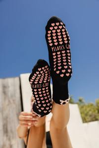 JZVINA Calcetines de Pilates personalizados con apliques de lazo, puño con volantes, suela de agarre antideslizante para mujeres, calcetines de Yoga Barre Reformer Studio Grippy - Product Image 5