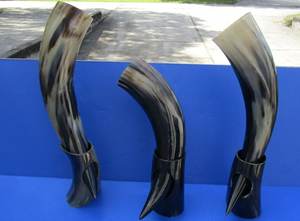 Corne à boire Viking antique avec support poli et sculpté par artisanat artisanal souvenir de style nautique produit d'artisanat naturel - Product Image 4