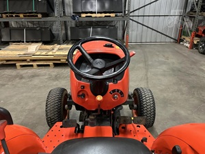 Tractor de Ruedas KUBOTA L2501 Usado 2021 con Motor de 80HP y Caja de Cambios con Bomba y Rodamientos - Product Image 2