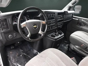 Chevrolet Express 2500 2018, Volante a la Izquierda, Furgoneta de Trabajo, Emisión Euro IV - Product Image 5