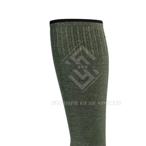 Wholesale Lightweight Thin Eco-Friendly Breathable <b>Knee</b> <b>Socks</b> with Cuff Logo for Adults Professional Team Winter Sports - Product Image 2